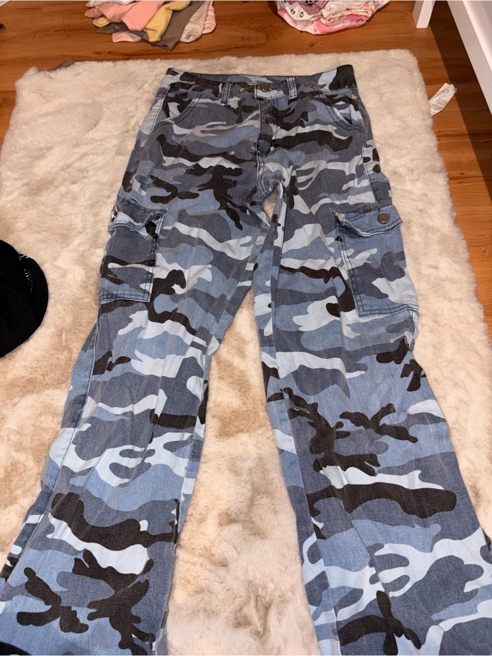 SHEIN Blue & Black Camo Cargo Jeans